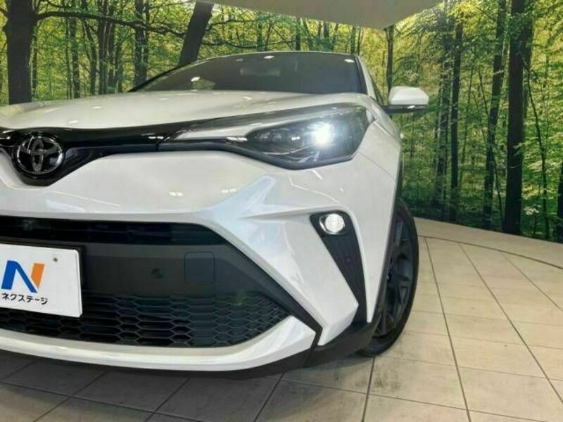 C-HR-12