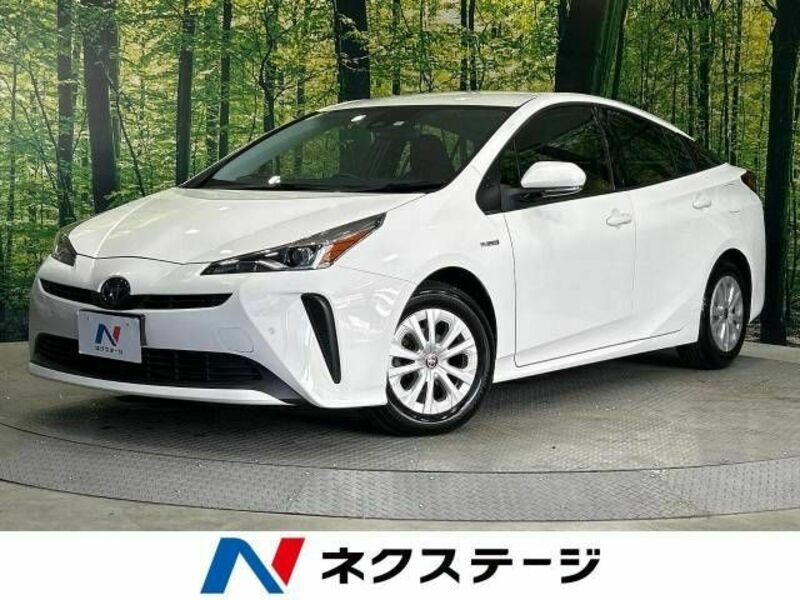 TOYOTA　PRIUS