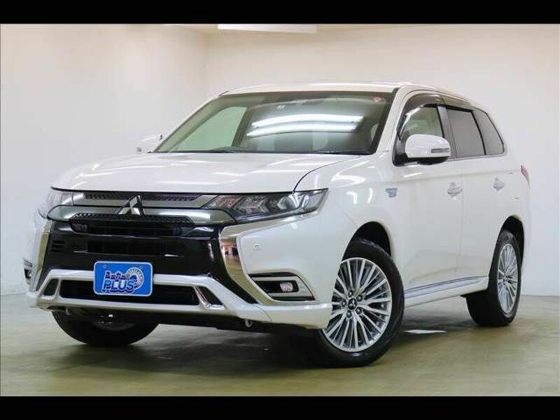 OUTLANDER PHEV-16