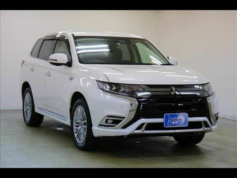 OUTLANDER PHEV-17