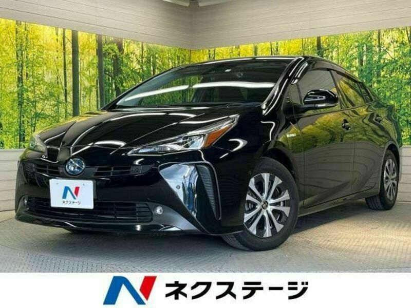 TOYOTA　PRIUS