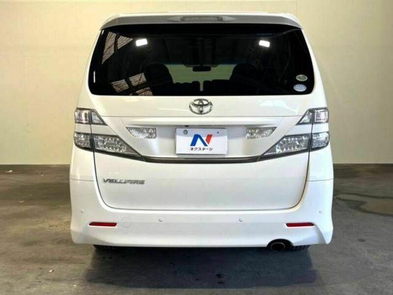 VELLFIRE-16