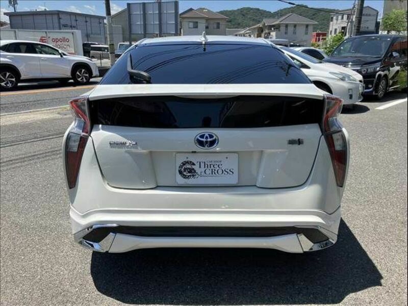 PRIUS-5