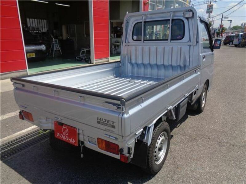 HIJET TRUCK-1