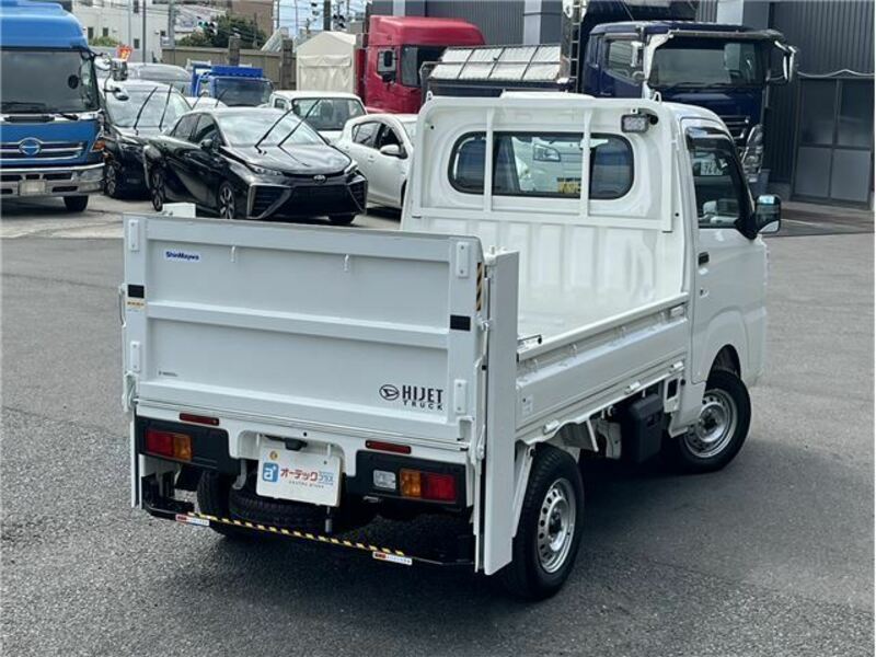 HIJET TRUCK-1