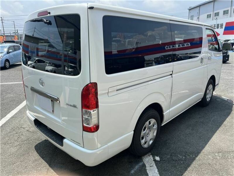 HIACE VAN-4