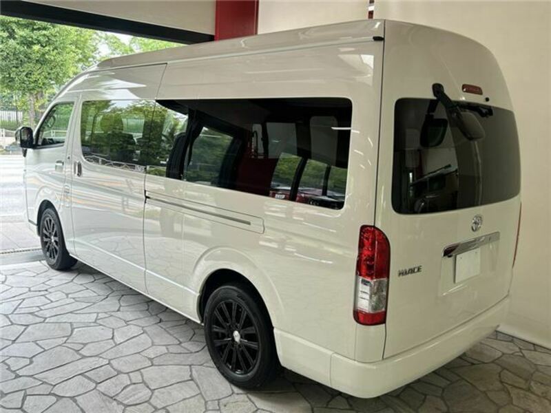 HIACE-4