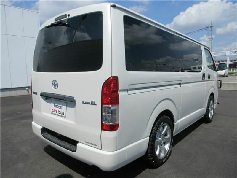 HIACE-1