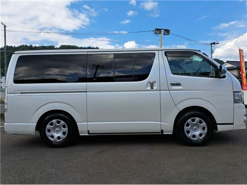 HIACE VAN-18