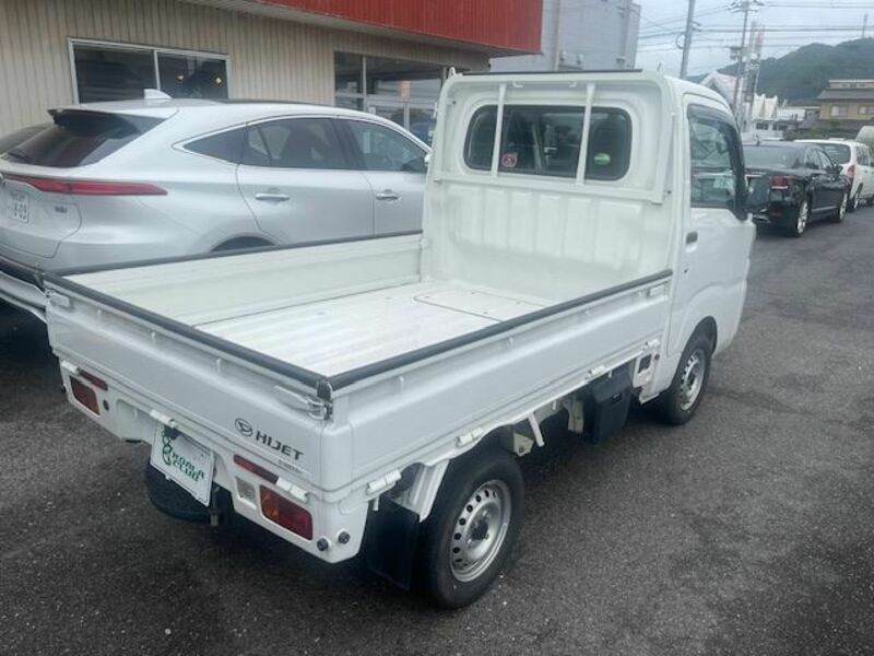 HIJET TRUCK-1