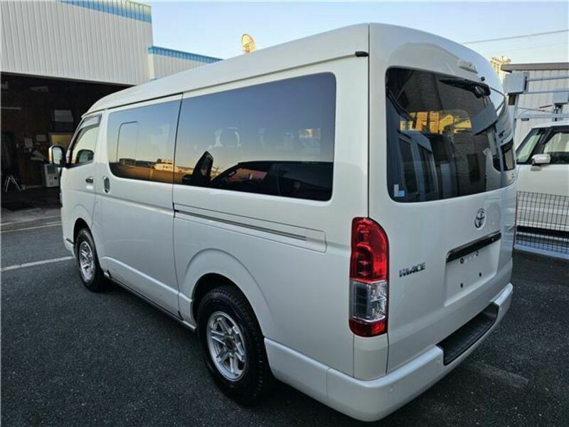 HIACE VAN-2