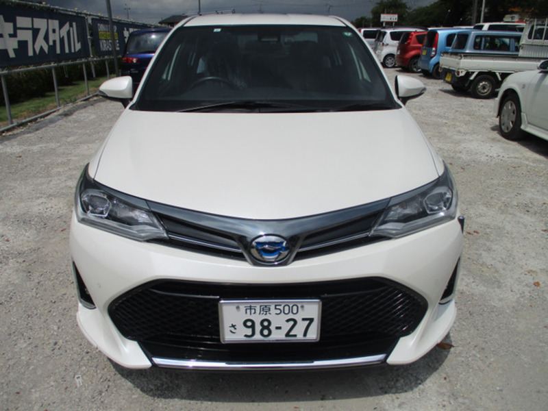 COROLLA AXIO-1