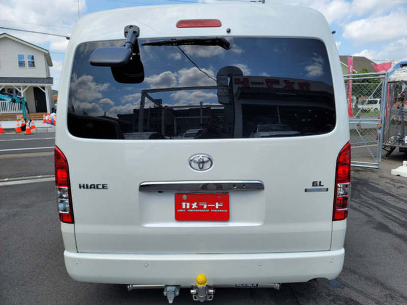 HIACE-9