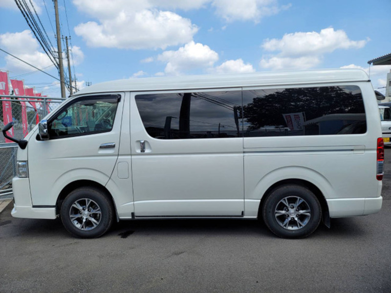 HIACE-7