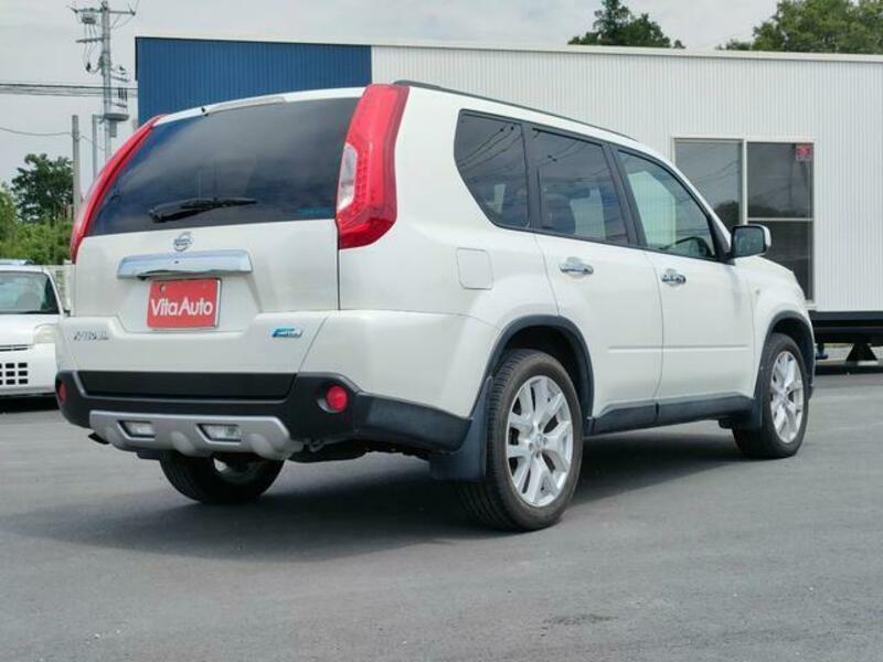 X-TRAIL-12