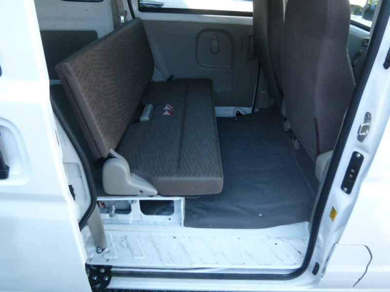 MINICAB VAN-15