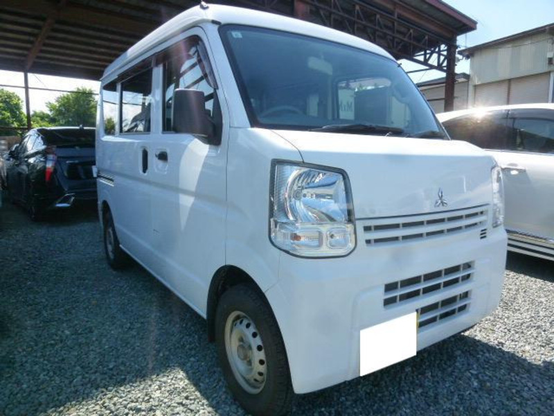 MITSUBISHI　MINICAB VAN