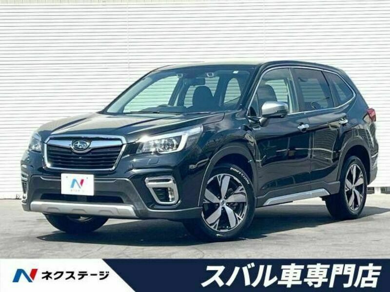 SUBARU　FORESTER