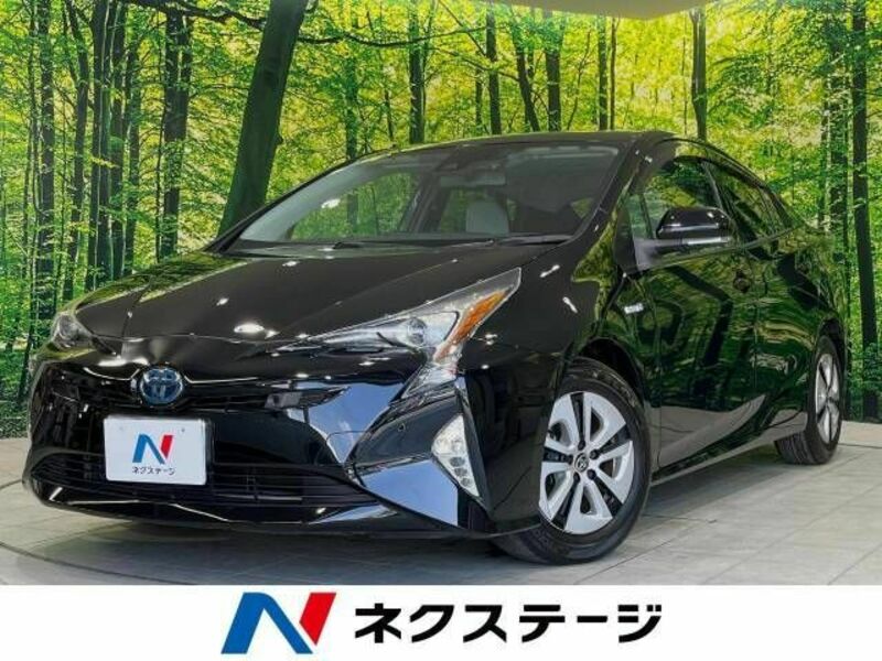 TOYOTA　PRIUS