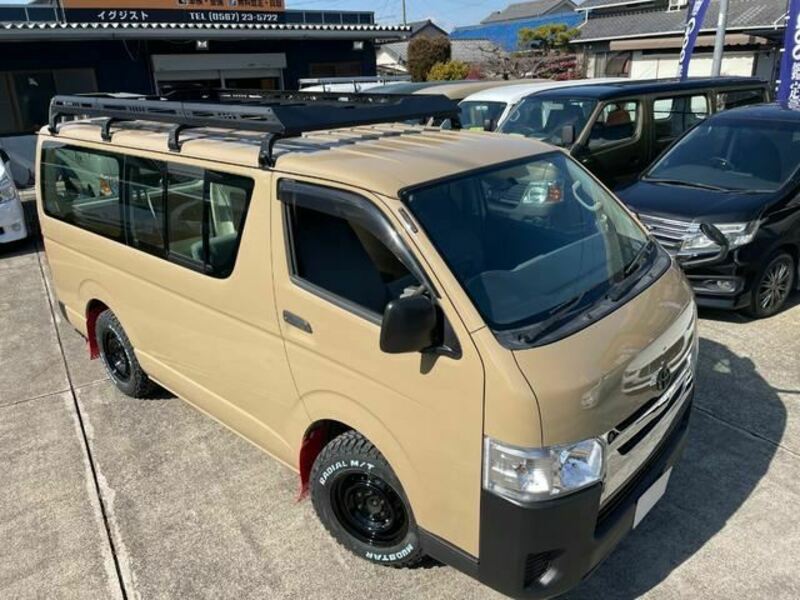 HIACE VAN-1