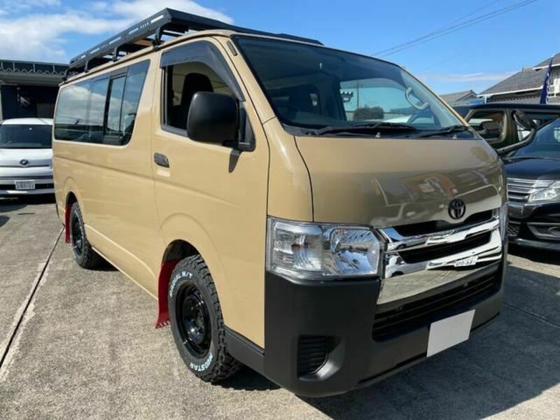 HIACE VAN-9