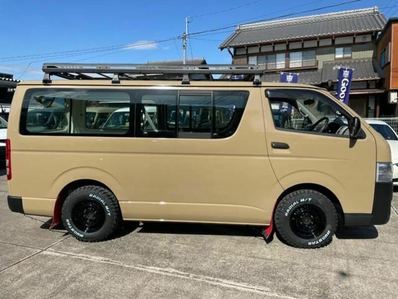 HIACE VAN-10