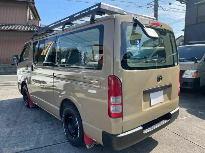 HIACE VAN-13