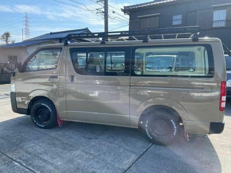 HIACE VAN-14