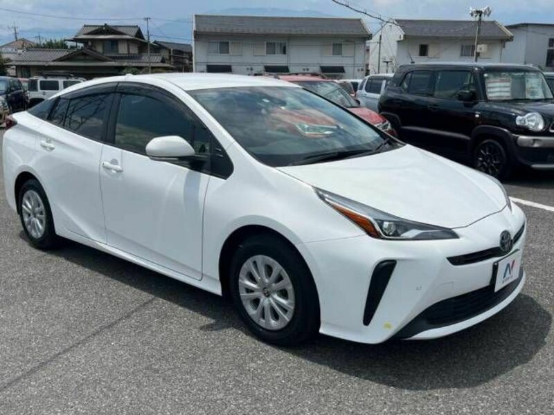 PRIUS-16