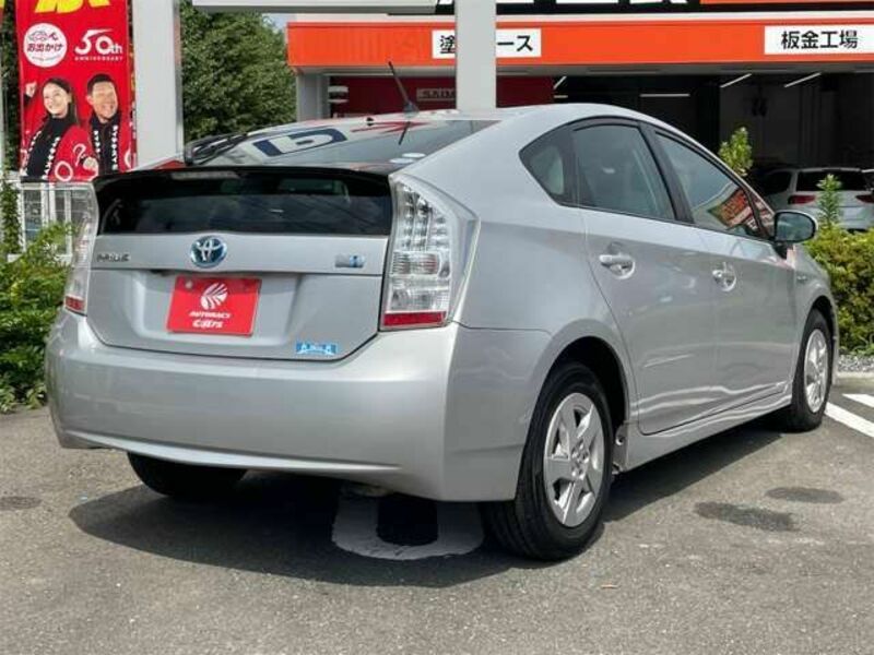 PRIUS-2