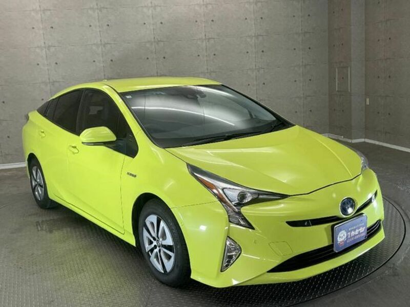 PRIUS-4