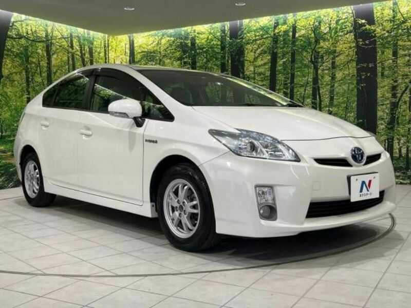 PRIUS-16