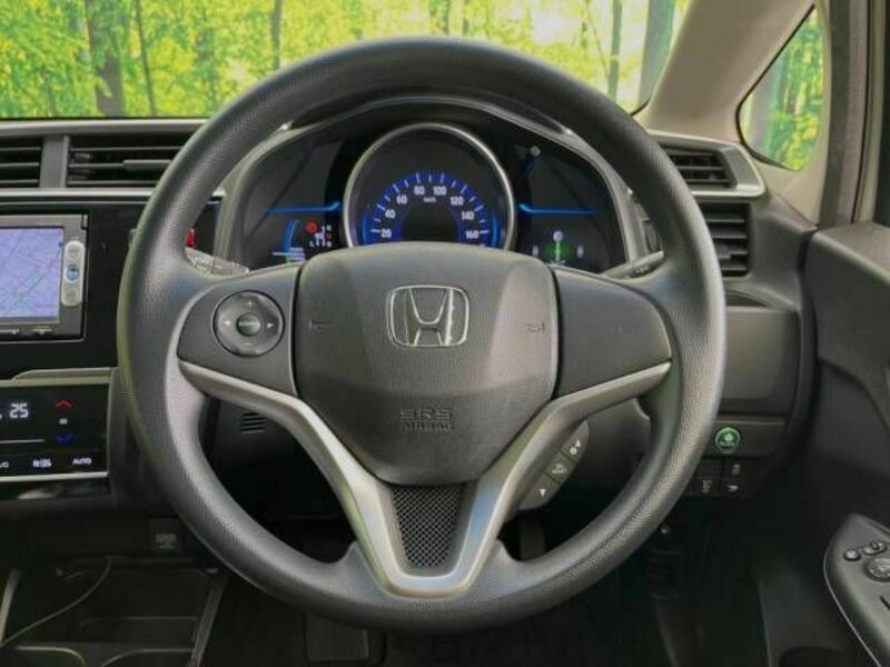 FIT HYBRID-11