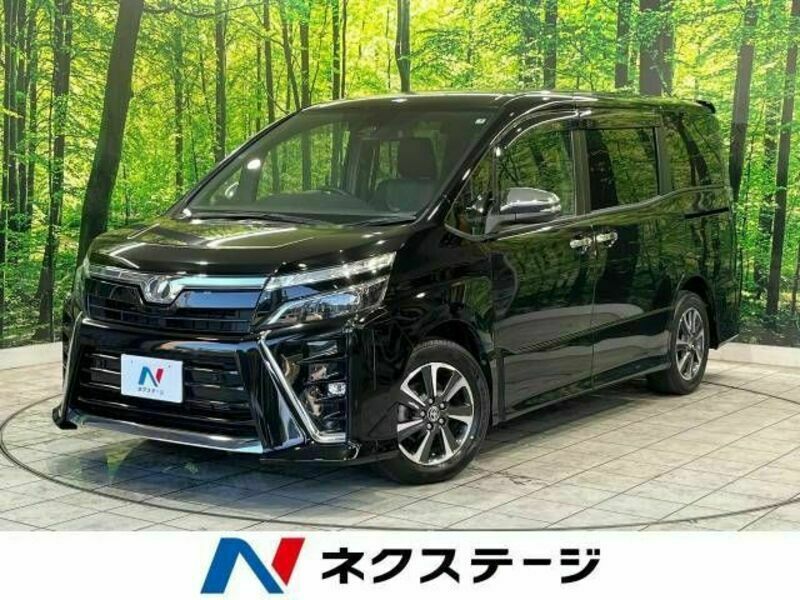 TOYOTA　VOXY