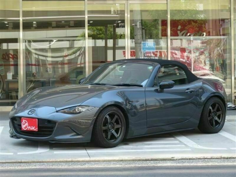 MAZDA　ROADSTER