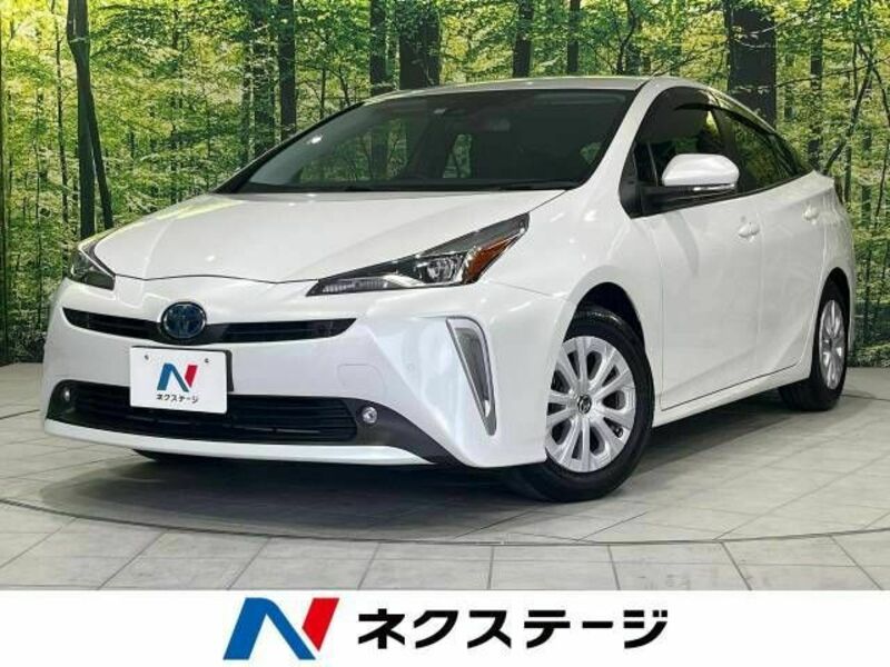 TOYOTA　PRIUS