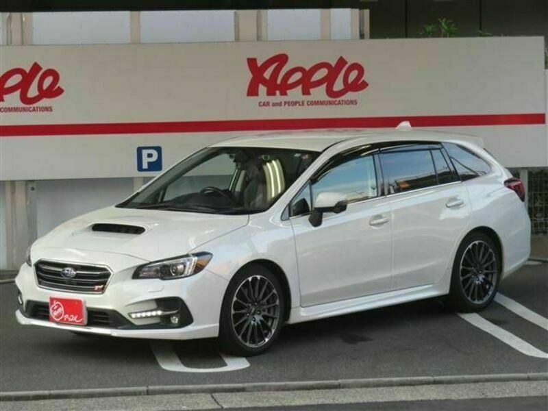 SUBARU　LEVORG