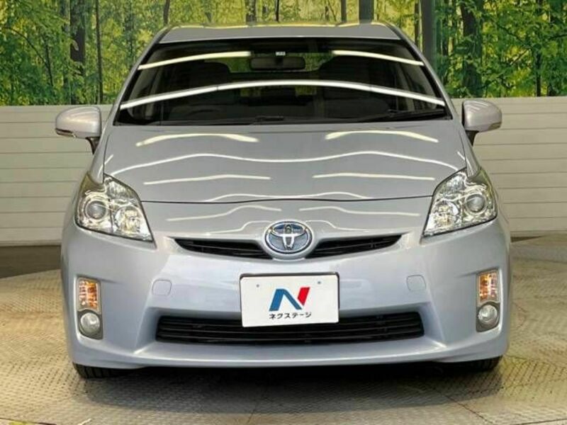 PRIUS-13