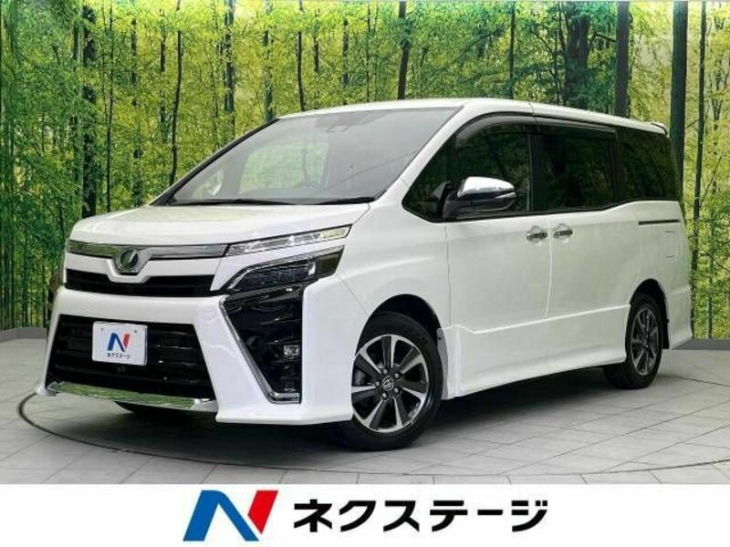 TOYOTA　VOXY