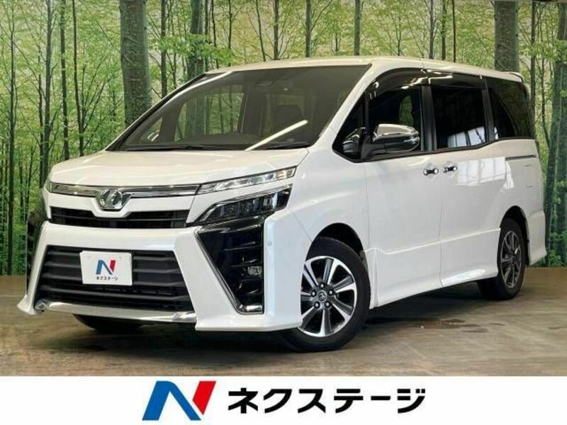 TOYOTA　VOXY