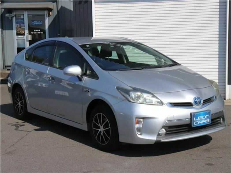 PRIUS PHV