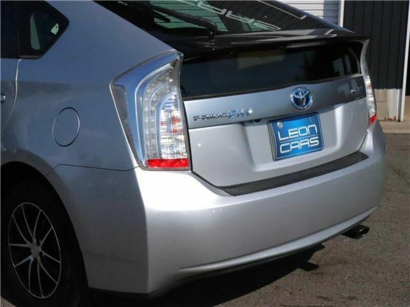 PRIUS PHV