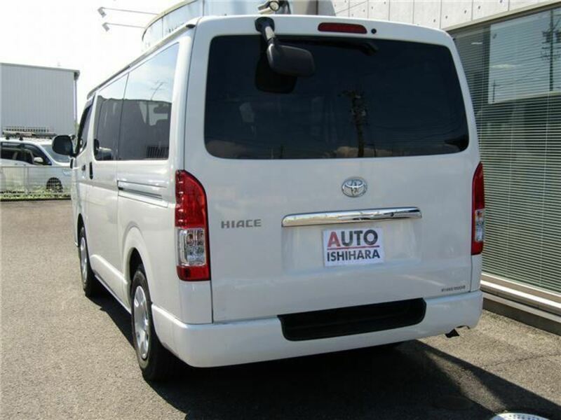 HIACE VAN-1