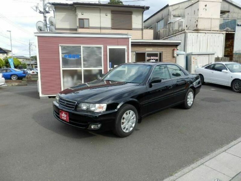 TOYOTA　CHASER