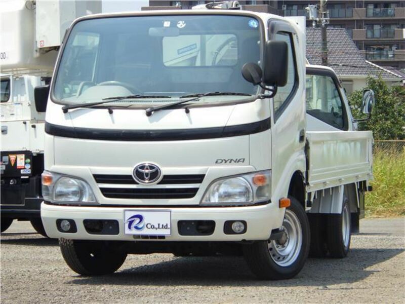 TOYOTA　DYNA