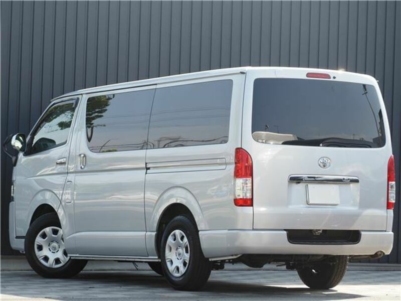 HIACE VAN-1