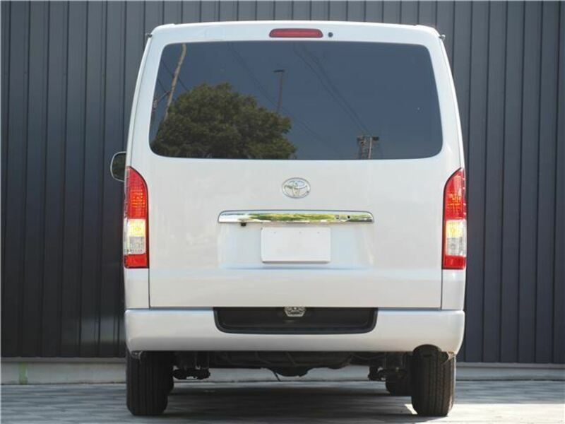 HIACE VAN-12