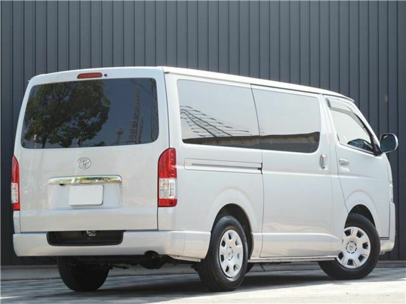 HIACE VAN-14