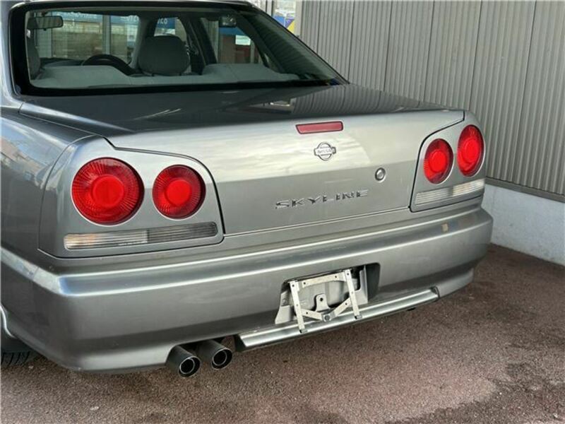 SKYLINE