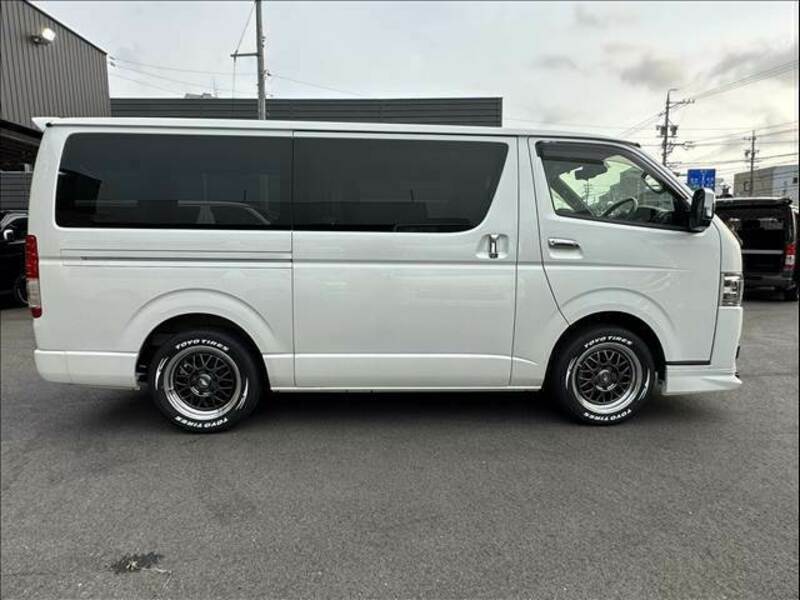 HIACE VAN-4